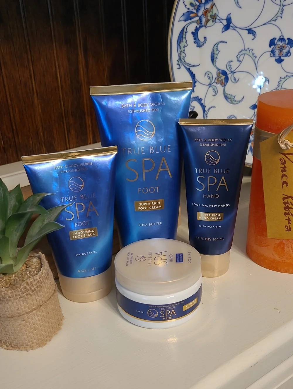 Bath & Body Works Hand and Foot Spa Bundle